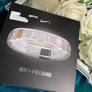 Nike FUEL BAND - like new